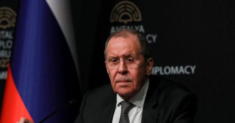 Reagimi/ Vendet e Ballkanit i bllokuan avionin, Lavrov: Anulimi i vizitës në Serbi, i pashembullt